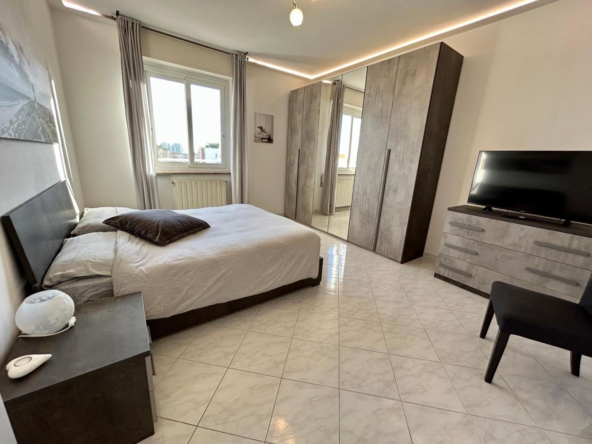 Lmhouse Apartment Arma di Taggia Bagian luar foto