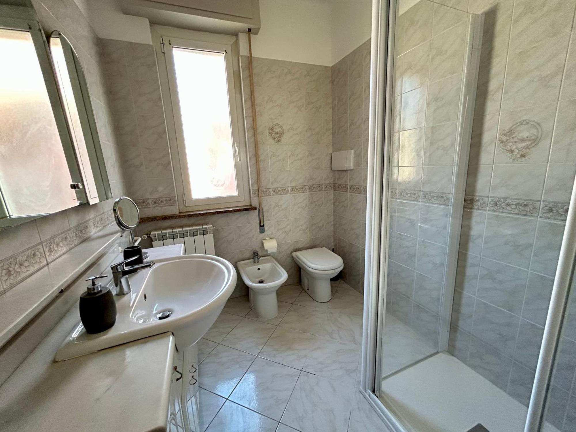 Lmhouse Apartment Arma di Taggia Bagian luar foto